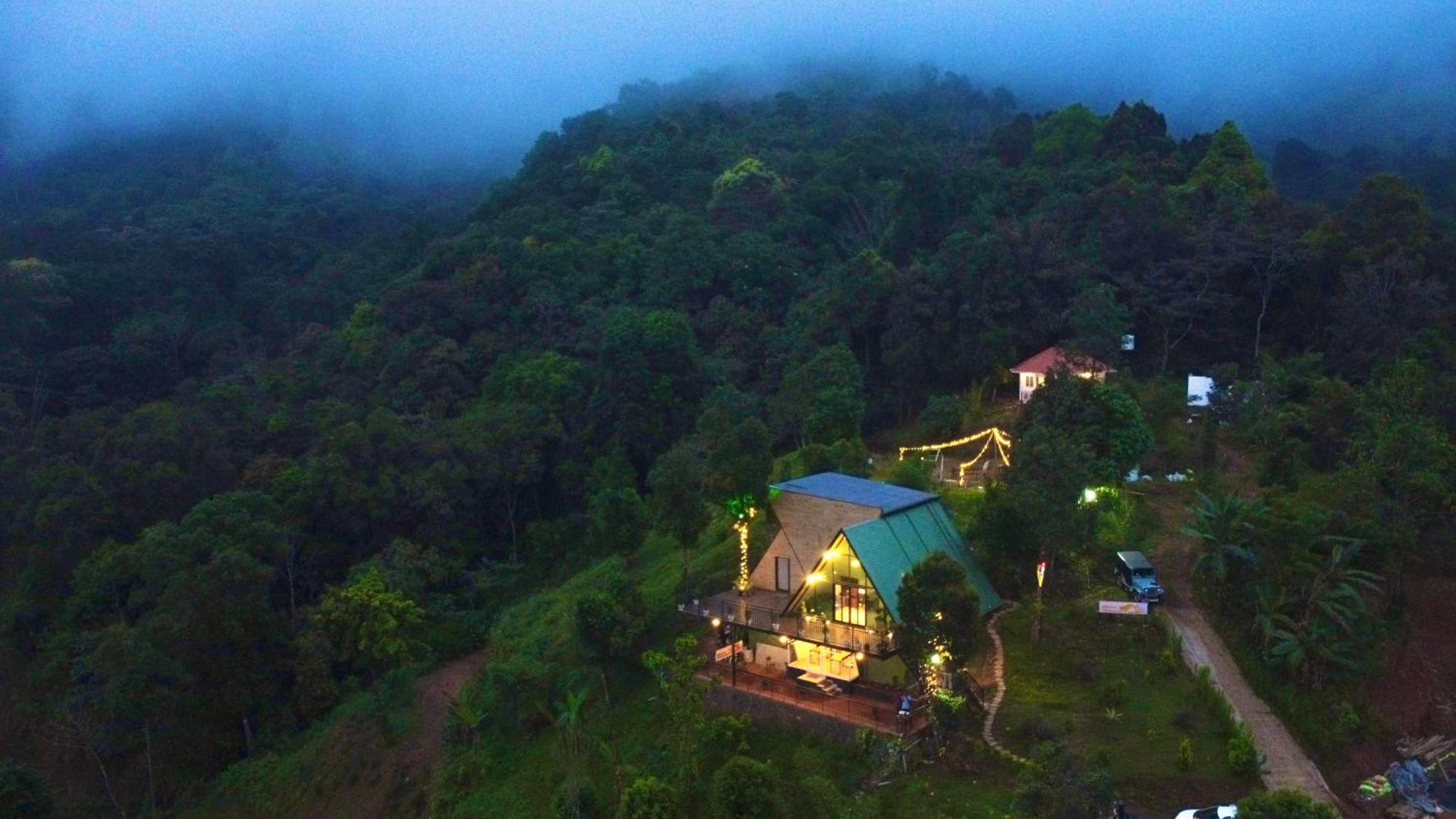 Misty Hideout Bed & Breakfast Kakkadampoyil Eksteriør bilde